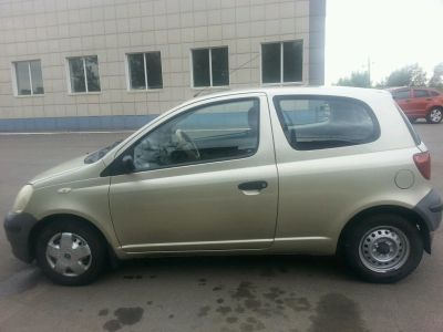 Лот: 4308663. Фото: 1. Toyota Vitz. Автомобили