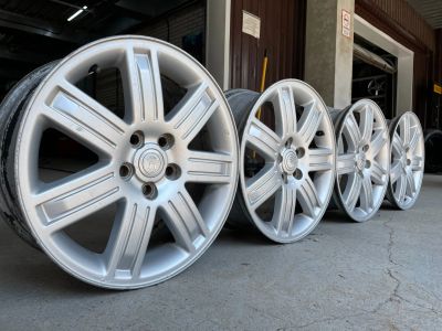 Лот: 19223656. Фото: 1. Литые диски на 19 5x120 LandRover... Диски