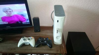 Лот: 7558087. Фото: 1. Xbox 360. Игровые приставки, консоли