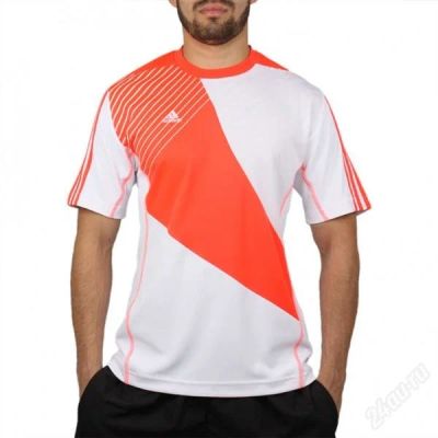 Лот: 2840542. Фото: 1. 48-50 (М) размер Adidas Футболка... Футболки, поло