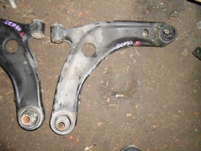 Лот: 20903241. Фото: 1. Рычаг подвески нижний Toyota Vitz... Ходовая, подвеска, рулевое управление
