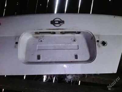 Лот: 1325002. Фото: 1. Крышка багажника Nissan Bluebird... Кузов