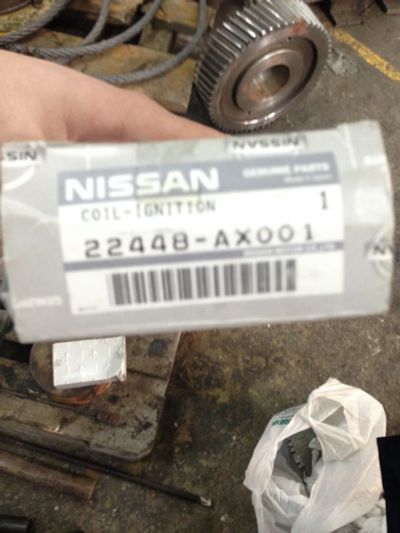 Лот: 13214392. Фото: 1. катушка зажигания Nissan CR12DE... Электрооборудование