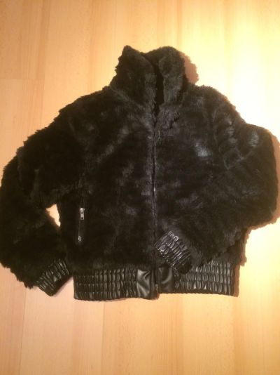 Лот: 9144735. Фото: 1. Шубка коротенькая. Верхняя одежда