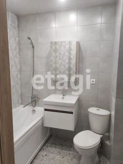 Лот: 25286007. Фото: 1. 1-комн. квартира , Красноярск... Квартиры, студии