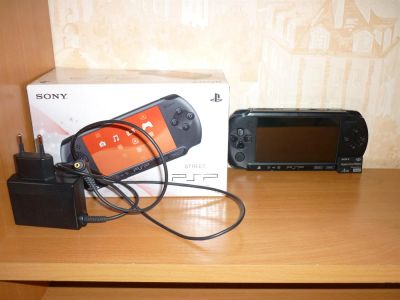Лот: 3121300. Фото: 1. PSP Fat E-1008. Игровые приставки, консоли