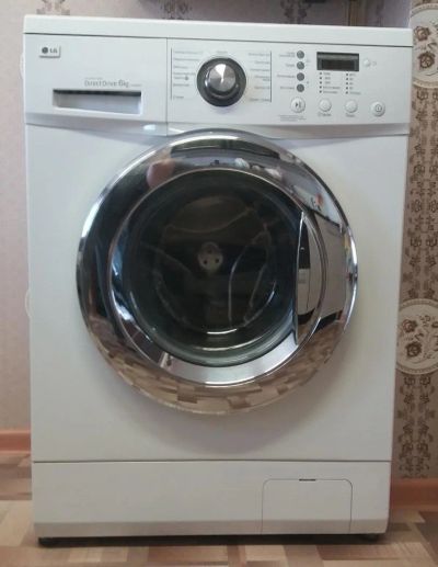 Лот: 11364731. Фото: 1. Стиральная машина LG F1029NDR... Стиральные машины
