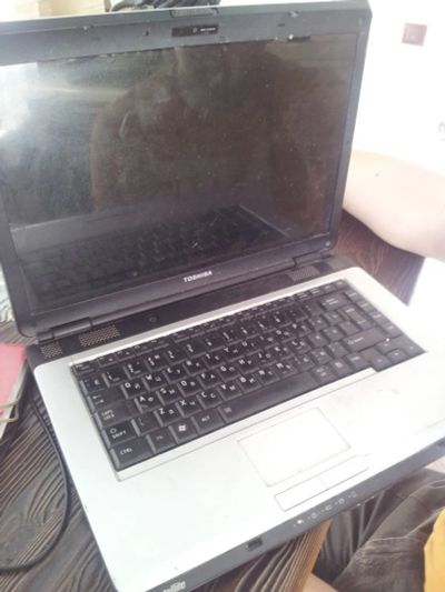 Лот: 4295705. Фото: 1. Ноутбук Toshiba Satellite. Ноутбуки