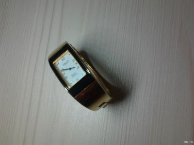 Лот: 15166684. Фото: 1. Часы женские OMAX в оригинальном... Оригинальные наручные часы