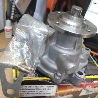 Лот: 17671337. Фото: 1. Помпа GWT-60A GMB /4K,5K/ 1610019046... Двигатель и элементы двигателя