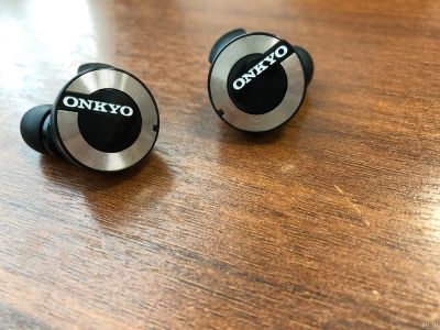 Лот: 14284762. Фото: 1. Наушники Onkyo W800BT. Наушники, гарнитуры