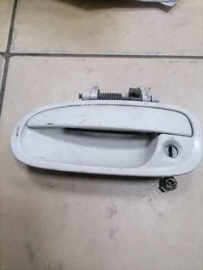 Лот: 25579054. Фото: 1. Ручка передняя левая honda civic. Двигатель и элементы двигателя