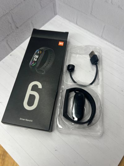 Лот: 25254419. Фото: 1. Смарт часы smart band 6 mi6. Смарт-часы, фитнес-браслеты, аксессуары