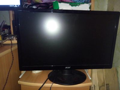 Лот: 8808056. Фото: 1. монитор Acer S220HQL-b. ЖК-мониторы