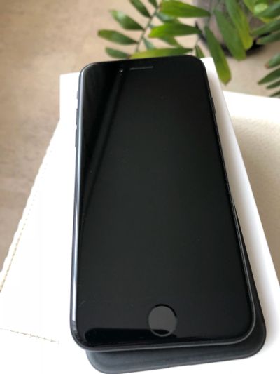 Лот: 11627017. Фото: 1. iPhone 7 Black 256 на гарантии... Смартфоны