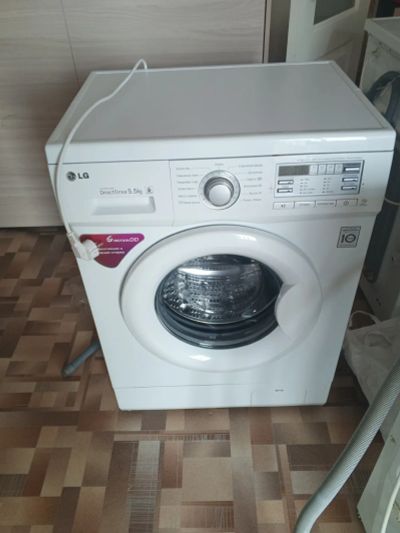 Лот: 20337473. Фото: 1. Стиральная машина LG F12B8MD. Стиральные машины