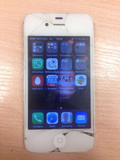 Лот: 8091914. Фото: 1. Iphone 4s 16gb. Смартфоны