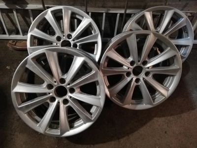 Лот: 16667066. Фото: 1. Литые диски R17 5х120 BMW 236... Диски