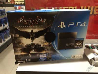 Лот: 5841812. Фото: 1. PlayStation 4 + Диск "Batman... Игровые приставки, консоли