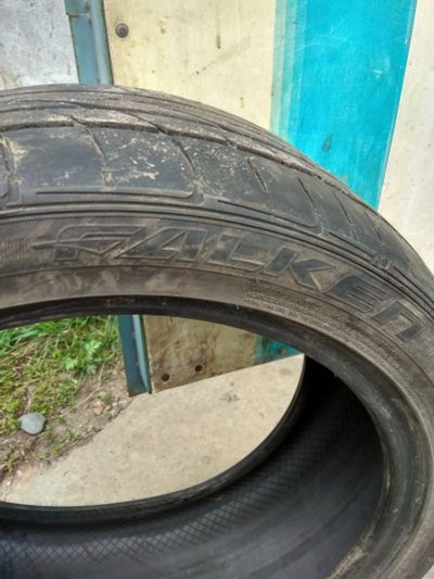 Лот: 11598813. Фото: 1. Falken 245 40 ZR18 две шины. Шины