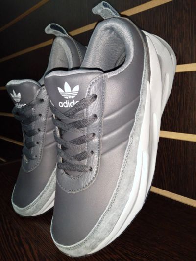 Лот: 18233920. Фото: 1. Кроссовки Adidas. Кеды, кроссовки, слипоны