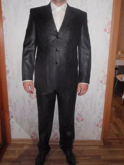 Лот: 9731991. Фото: 1. Продам костюм мужской Uomo Lardini... Костюмы классические, деловые