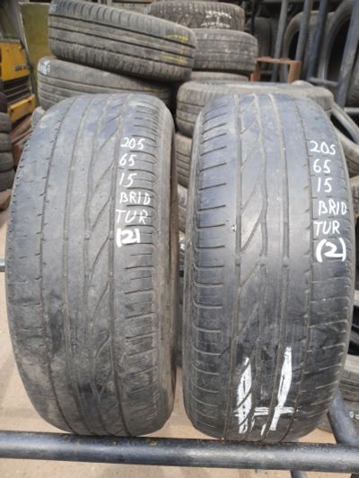 Лот: 23358906. Фото: 1. 2шт. 205-65-15 Bridgestone Turanza... Шины
