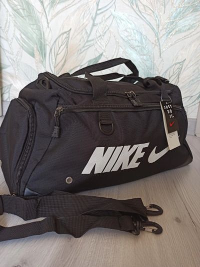 Лот: 20277153. Фото: 1. Спортивная сумка Nike 1910 Черная. Сумки