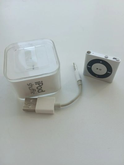 Лот: 17587414. Фото: 1. Плеер Apple iPod Shuffle 4 НОВЫЙ. Плееры