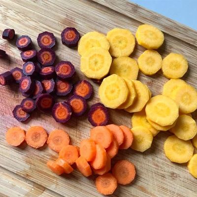 Лот: 7076960. Фото: 1. Фиолетовая + желтая морковь. супер... Овощи