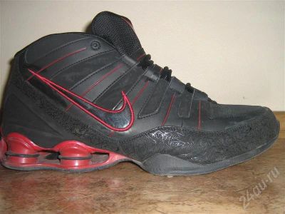 Лот: 436150. Фото: 1. баскетбольные кроссовки Nike Shox... Кеды, кроссовки, слипоны