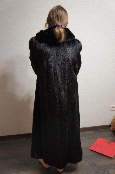 Лот: 6209713. Фото: 1. шуба ханорик р. 48. Верхняя одежда