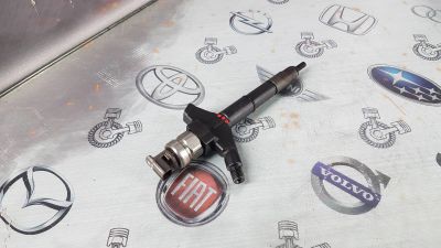 Лот: 23587453. Фото: 1. Форсунка Nissan Navara YD25DDTi... Двигатель и элементы двигателя