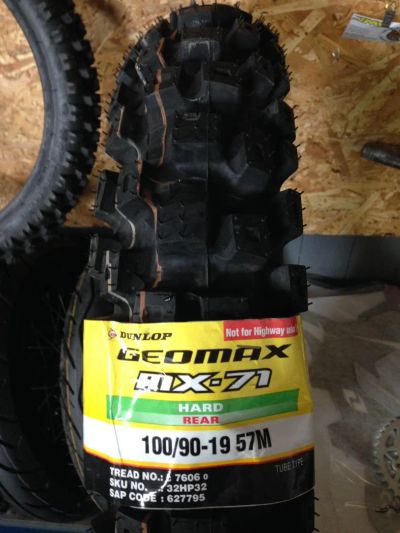Лот: 5390377. Фото: 1. Dunlop Geomax MX71 100/90-19. Запчасти