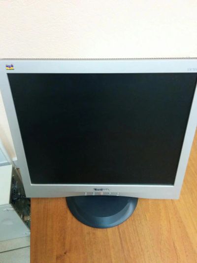 Лот: 5020211. Фото: 1. Монитор ЖК LG VA703M (возможен... ЖК-мониторы