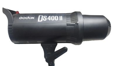 Лот: 19367980. Фото: 1. Godox DS 400 II. Вспышки, осветители, рассеиватели