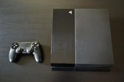 Лот: 9997794. Фото: 1. Playstation 4 (PS4) 500Gb. Игровые приставки, консоли