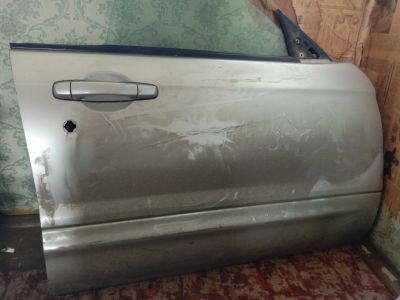 Лот: 16851185. Фото: 1. Передняя дверь Subaru Forester. Кузов