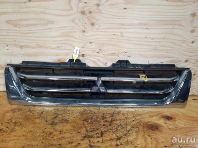 Лот: 18537030. Фото: 1. Решетка радиатора Mitsubishi Pajero... Кузов