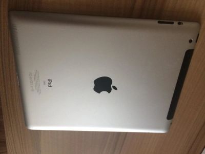 Лот: 9394558. Фото: 1. iPad 2 64Gb + 3G. Планшеты