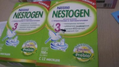 Лот: 6507520. Фото: 1. Нестожен (Nestogen) 3 две пачки... Детское питание