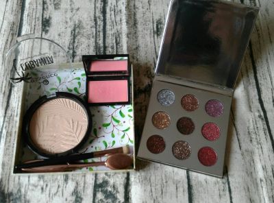 Лот: 12618826. Фото: 1. Набор косметики (кисти, тени... Макияж