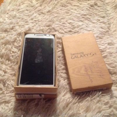 Лот: 7803973. Фото: 1. Samsung Galaxy s4. Смартфоны