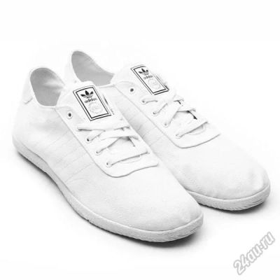 Лот: 5682156. Фото: 1. Кеды Adidas Originals 44 размер. Кеды, кроссовки, слипоны