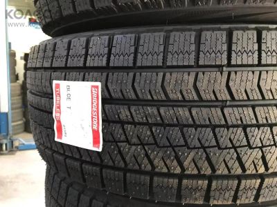 Лот: 19599045. Фото: 1. Bridgestone Blizzak ICE 205/55... Шины