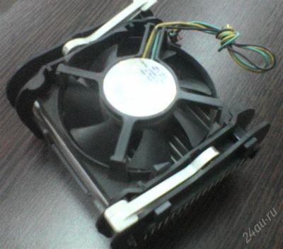 Лот: 936639. Фото: 1. Кулер Socket 478 Intel Box. Системы охлаждения