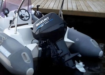 Лот: 25396948. Фото: 1. 2х-тактный лодочный мотор SUZUKI... Лодочные моторы
