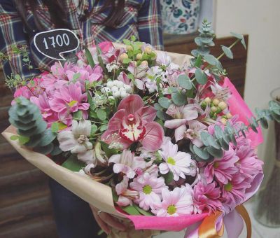 Лот: 7268733. Фото: 1. Сборный букет. Цветы на Щорса... Свежие цветы