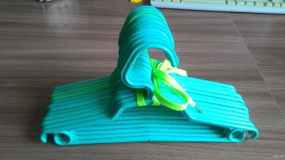 Лот: 13798618. Фото: 1. Плечики детские (29 см) 12 штук... Вешалки и плечики