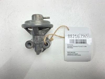 Лот: 22851412. Фото: 1. Клапан EGR Mitsubishi Diamante... Двигатель и элементы двигателя